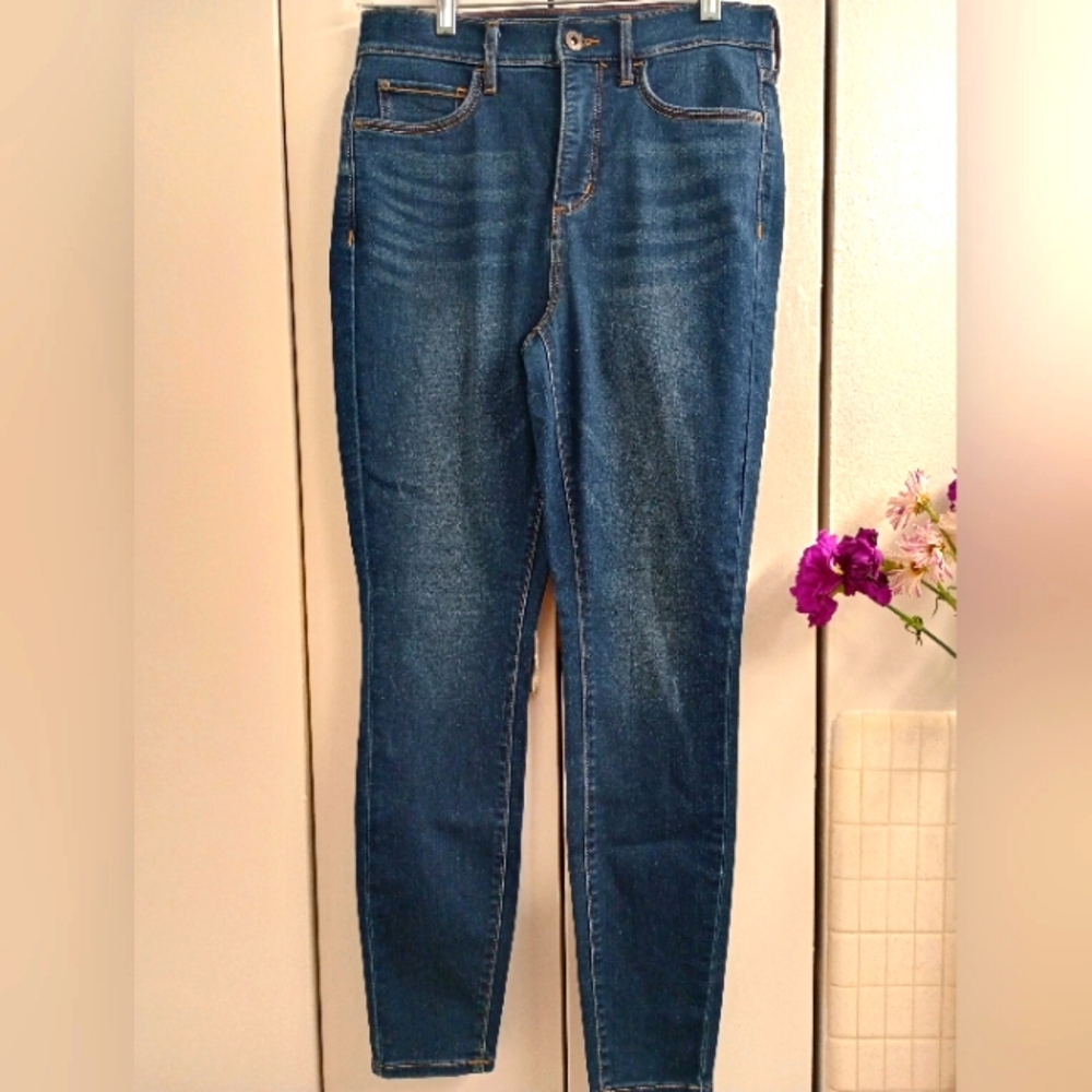 Eddie Bauer Jeans High Rise Slightly Curvy Skinny
